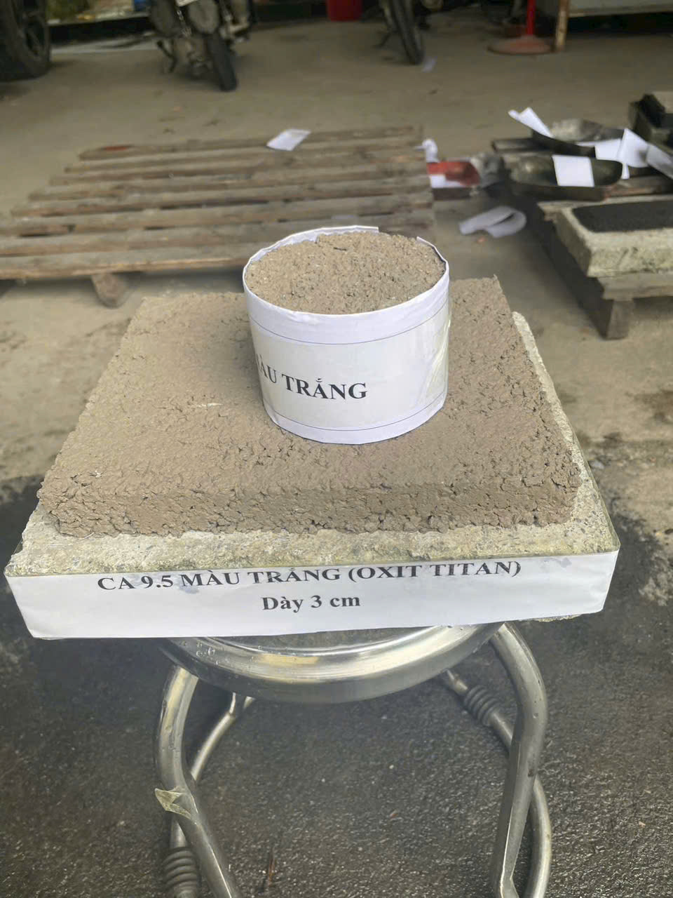 Giá bê tông nhựa nguội đóng bao